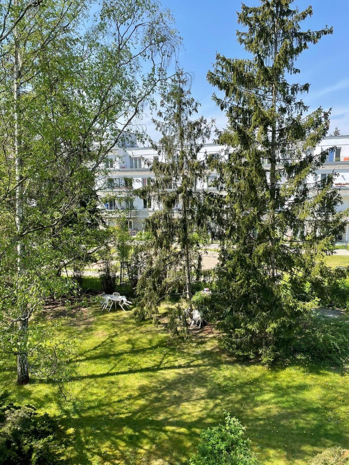 Modern And Cozy Apartment In Good Location Берлин Екстериор снимка